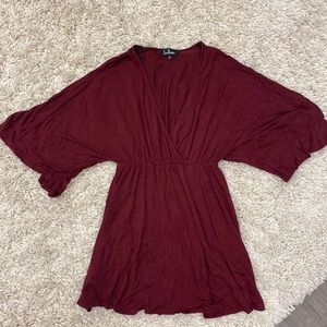 Oversized, maroon lightweight tshirt